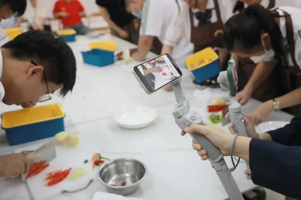 1690614238459096.jpg 640 (4).jpg